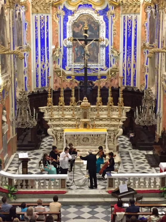 Concerto omaggio a Bach e Vivaldi eseguito dall'orchestra da camera italiana Antonio Vivaldi e il basso Markus Jarchow