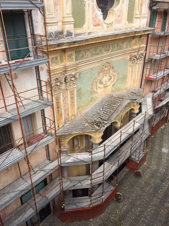 Finalmente il 27 Marzo sono iniziati i lavori per il rifacimento delle coperture e il restauro della facciata della chiesa parrocchiale di San Tommaso