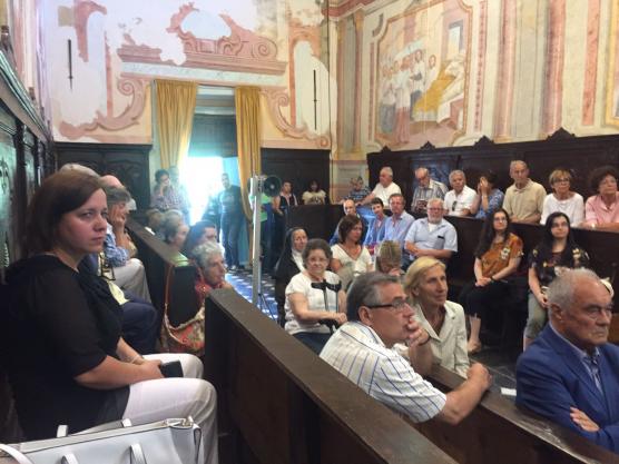 Presentazione dei lavori di restauro dell'oratorio di San Carlo con la presenza di Mons. Giorgio Brancaleoni, il sindaco di Dolcedo Giovanni Danio, l'architetto Erminia Airenti, i restauratori Luca Venier, Bruno Piccinini e Sabrina Baglietto e un folto pubblico.