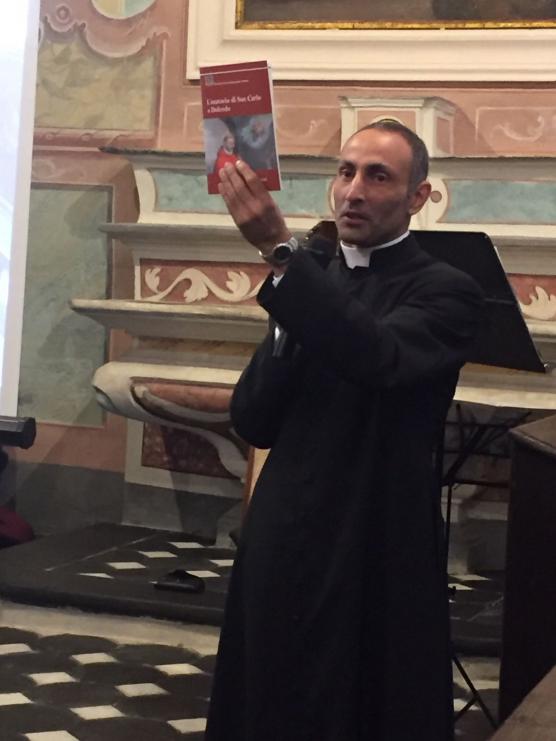 Presentazione dei lavori di restauro dell'oratorio di San Carlo con la presenza di Mons. Giorgio Brancaleoni, il sindaco di Dolcedo Giovanni Danio, l'architetto Erminia Airenti, i restauratori Luca Venier, Bruno Piccinini e Sabrina Baglietto e un folto pubblico.