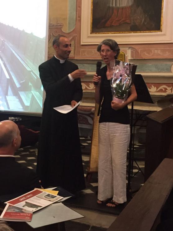 Presentazione dei lavori di restauro dell'oratorio di San Carlo con la presenza di Mons. Giorgio Brancaleoni, il sindaco di Dolcedo Giovanni Danio, l'architetto Erminia Airenti, i restauratori Luca Venier, Bruno Piccinini e Sabrina Baglietto e un folto pubblico.