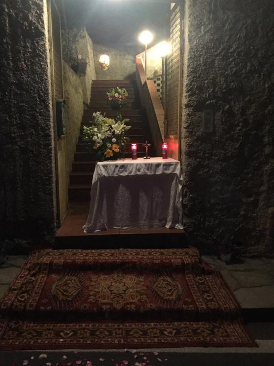 Processione Eucaristica con soste per la Benedizione Eucaristica
