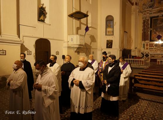 Via Crucis Vicariale a Dolcedo 08.04.2022