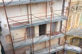 Finalmente il 27 Marzo sono iniziati i lavori per il rifacimento delle coperture e il restauro della facciata della chiesa parrocchiale di San Tommaso
