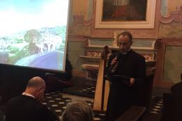 Presentazione dei lavori di restauro dell'oratorio di San Carlo con la presenza di Mons. Giorgio Brancaleoni, il sindaco di Dolcedo Giovanni Danio, l'architetto Erminia Airenti, i restauratori Luca Venier, Bruno Piccinini e Sabrina Baglietto e un folto pubblico.