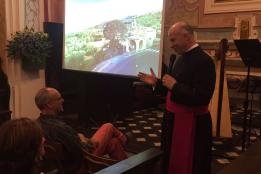 Presentazione dei lavori di restauro dell'oratorio di San Carlo con la presenza di Mons. Giorgio Brancaleoni, il sindaco di Dolcedo Giovanni Danio, l'architetto Erminia Airenti, i restauratori Luca Venier, Bruno Piccinini e Sabrina Baglietto e un folto pubblico.
